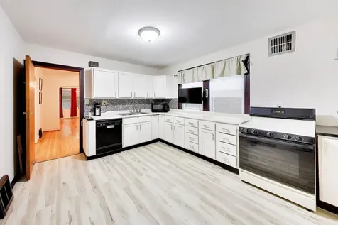 5012 North Tripp Avenue Chicago IL 60630