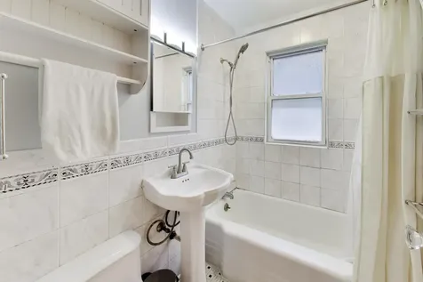 5012 North Tripp Avenue Chicago IL 60630