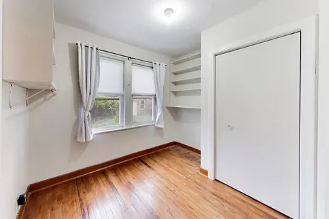 5012 North Tripp Avenue Chicago IL 60630