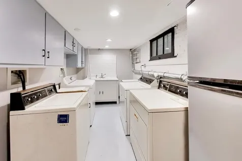 5012 North Tripp Avenue Chicago IL 60630