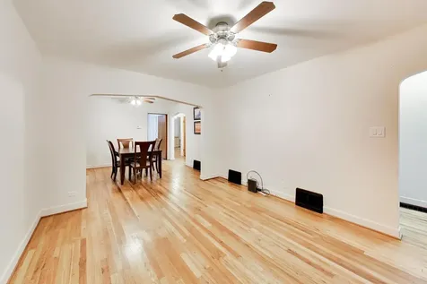 5012 North Tripp Avenue Chicago IL 60630