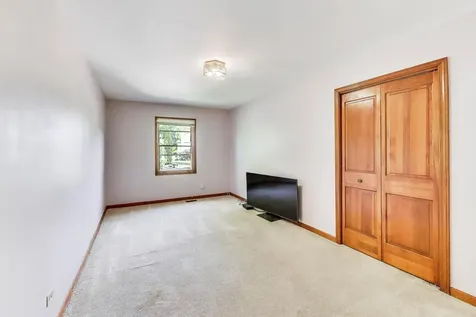 1120 Redwood Drive Algonquin IL 60102
