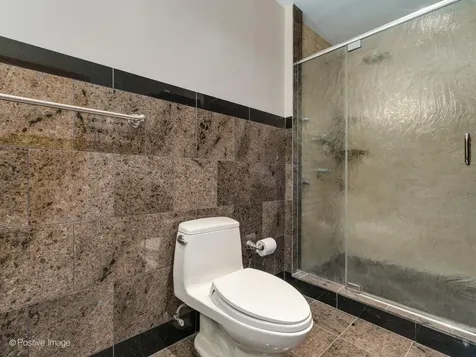 6738 North Sauganash Avenue Lincolnwood IL 60712