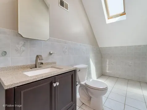 6738 North Sauganash Avenue Lincolnwood IL 60712