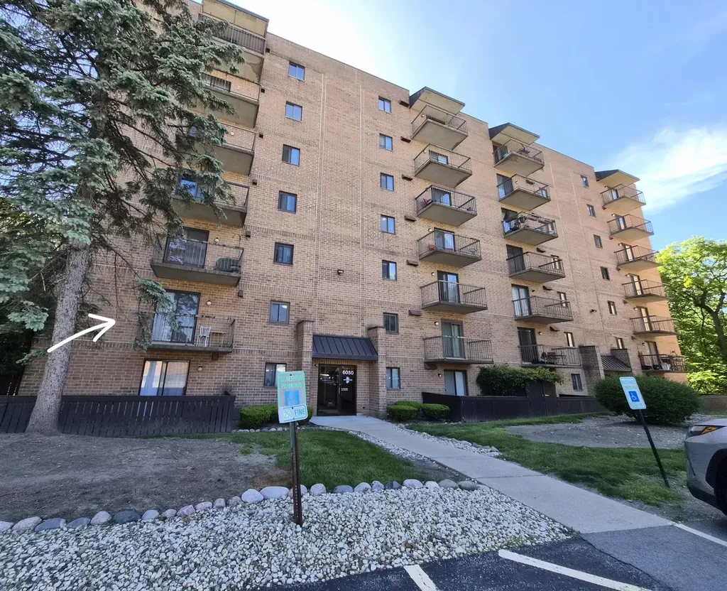 6050 Lake Bluff Drive Tinley Park IL 60477