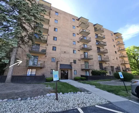 6050 Lake Bluff Drive Tinley Park IL 60477