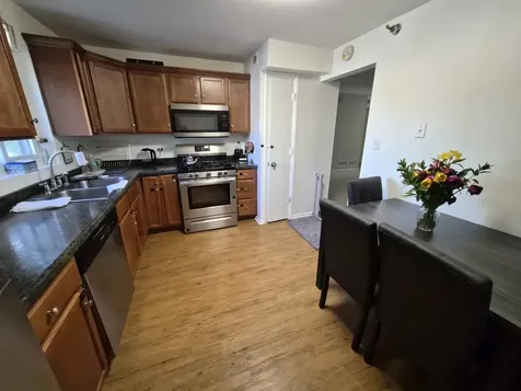 6050 Lake Bluff Drive Tinley Park IL 60477