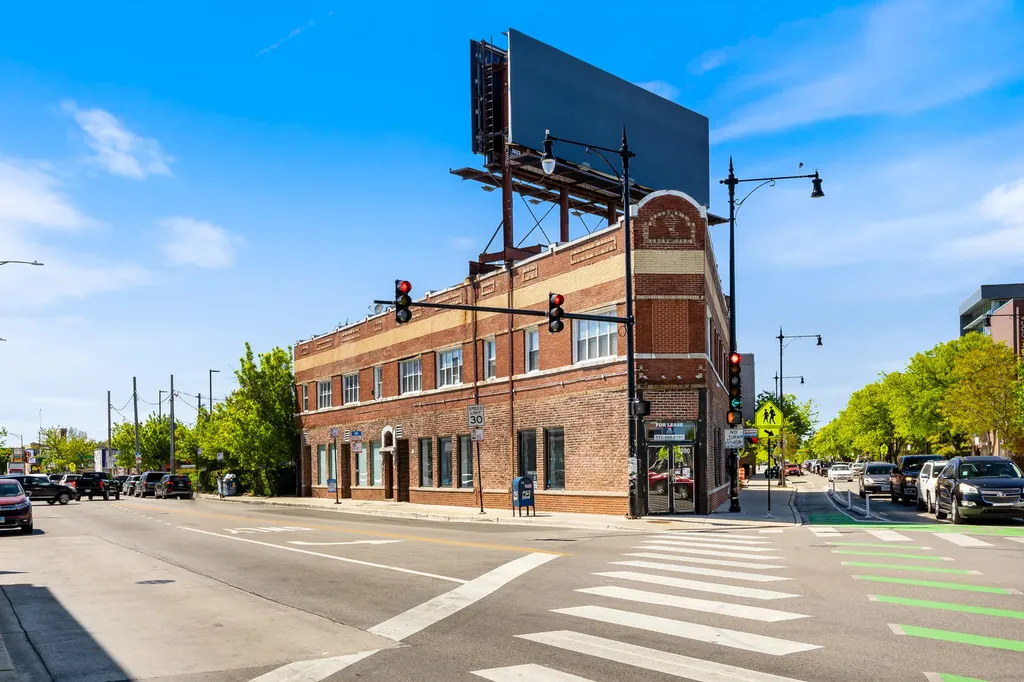 3906 West Belmont Avenue Chicago IL 60618