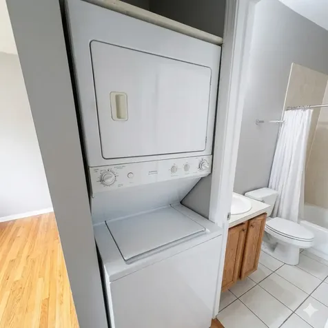 3906 West Belmont Avenue Chicago IL 60618