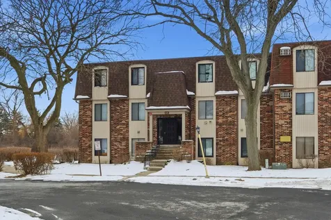 835 Waterview Circle Vernon Hills IL 60061