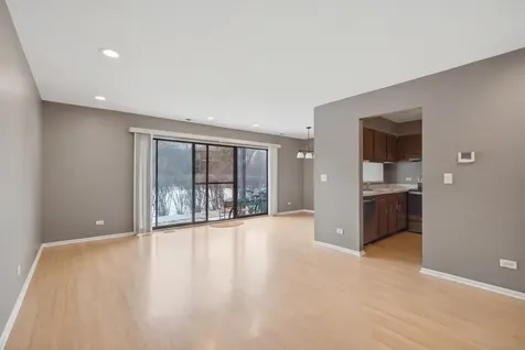 835 Waterview Circle Vernon Hills IL 60061