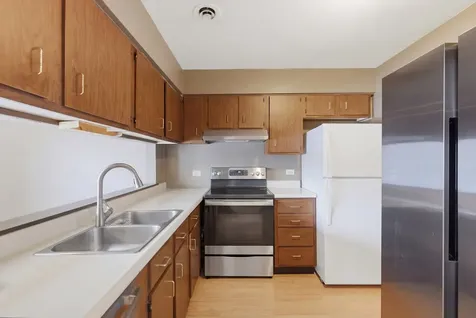 835 Waterview Circle Vernon Hills IL 60061