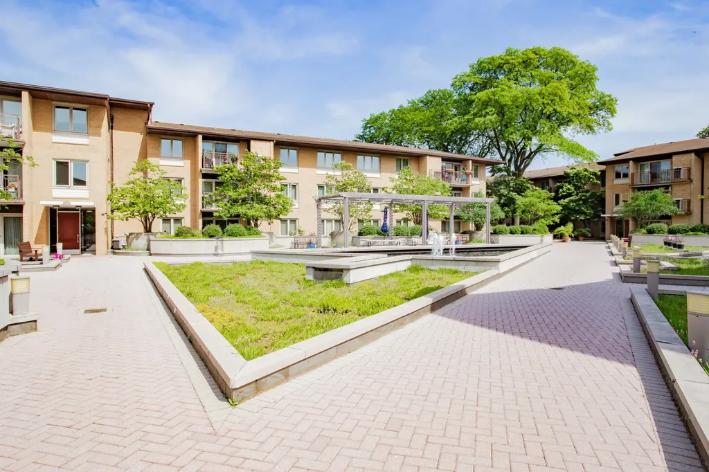 2420 West Talcott Road Park Ridge IL 60068