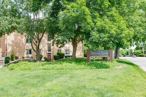 2420 West Talcott Road Park Ridge IL 60068