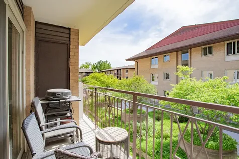 2420 West Talcott Road Park Ridge IL 60068