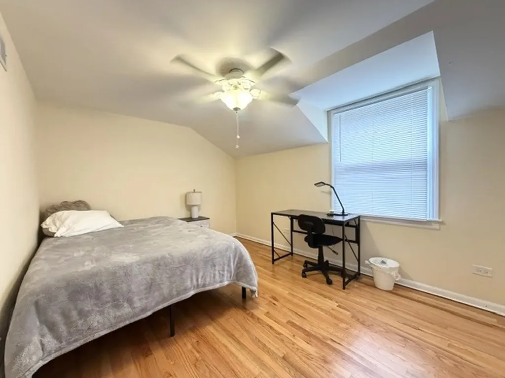 1520 Chippewa Drive Naperville IL 60563