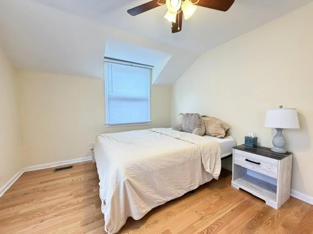 1520 Chippewa Drive Naperville IL 60563