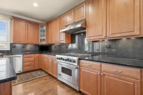 1029 Ridgeview Drive Inverness IL 60010