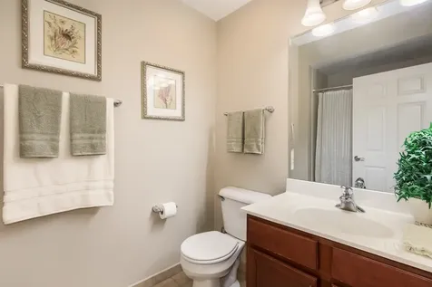 787 Graceland Avenue Des Plaines IL 60016