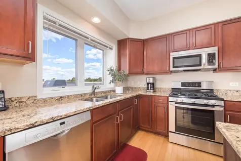 787 Graceland Avenue Des Plaines IL 60016