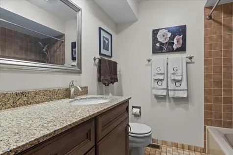 1123 Breckenridge Avenue Lake Forest IL 60045