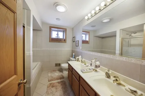 3919 Gloria Court Glenview IL 60025