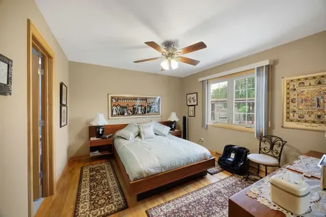 3919 Gloria Court Glenview IL 60025