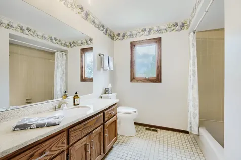 1325 Hawkins Avenue Downers Grove IL 60516