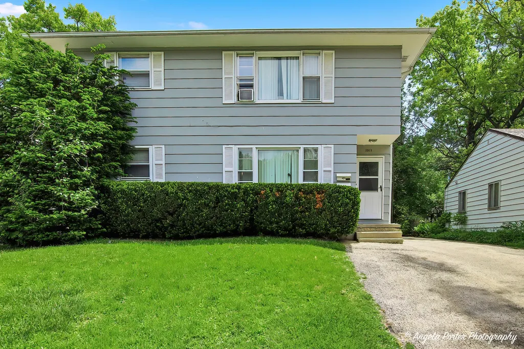 2511 Western Avenue Waukegan IL 60087