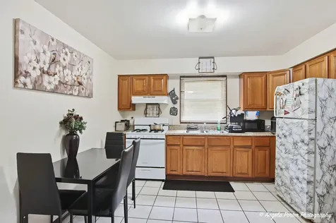 2511 Western Avenue Waukegan IL 60087