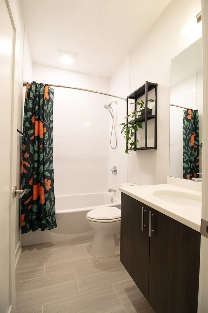 4557 South Prairie Avenue Chicago IL 60653