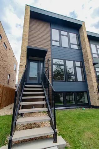 4557 South Prairie Avenue Chicago IL 60653