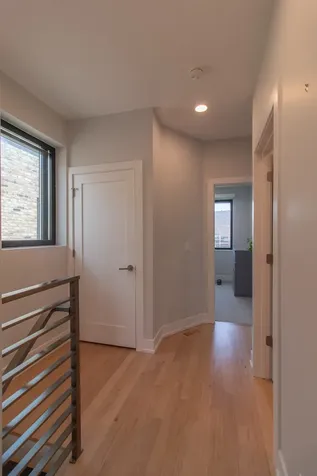4557 South Prairie Avenue Chicago IL 60653
