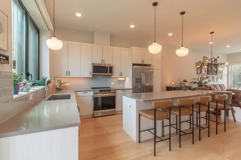4557 South Prairie Avenue Chicago IL 60653