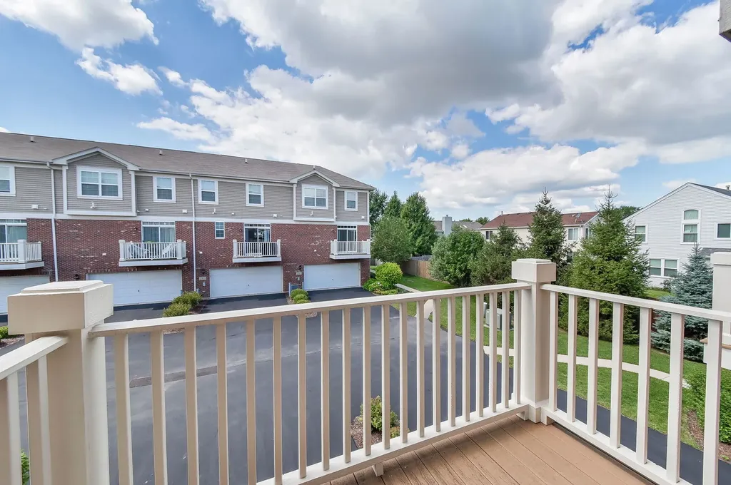 2511 Dunraven Avenue Naperville IL 60540