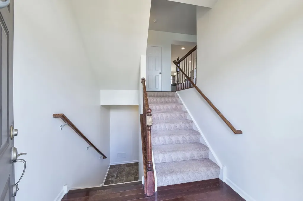 2511 Dunraven Avenue Naperville IL 60540