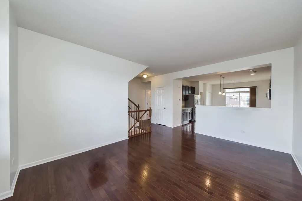 2511 Dunraven Avenue Naperville IL 60540