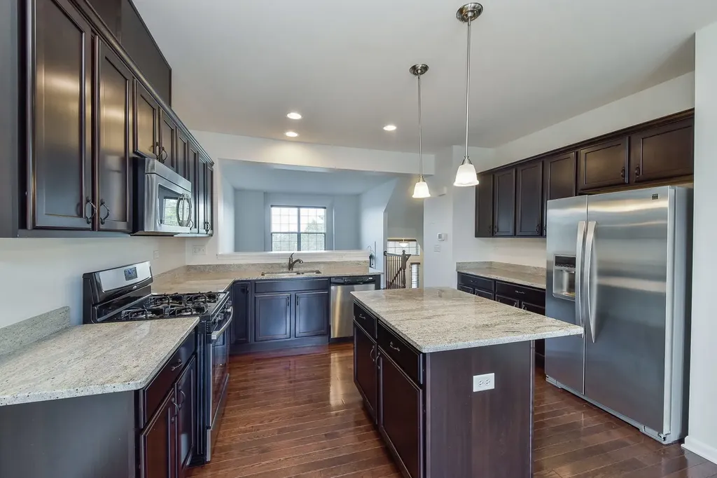 2511 Dunraven Avenue Naperville IL 60540