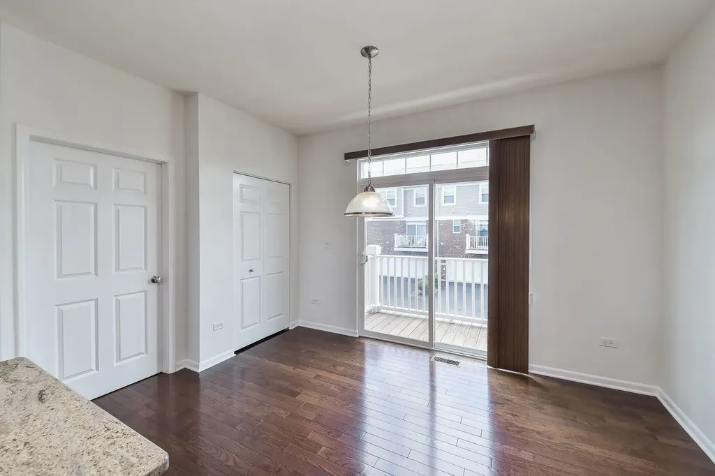 2511 Dunraven Avenue Naperville IL 60540