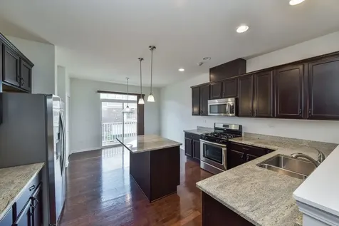 2511 Dunraven Avenue Naperville IL 60540