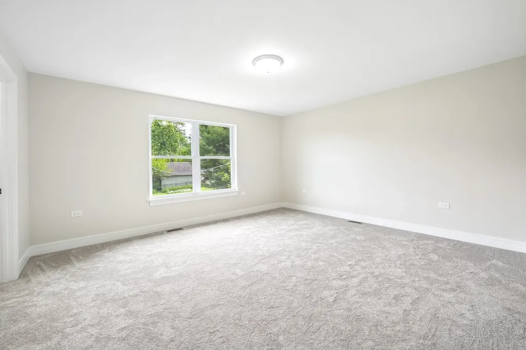 249 East Kenilworth Avenue Villa Park IL 60181