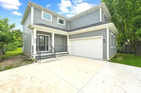 249 East Kenilworth Avenue Villa Park IL 60181