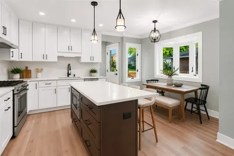 20 North Waverly Place Mount Prospect IL 60056