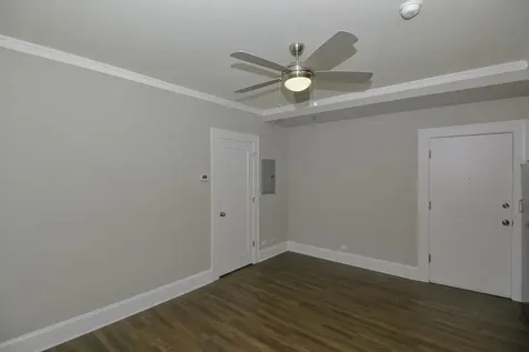 817 West Lakeside Place Chicago IL 60640