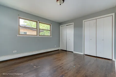 6945 South Chappel Avenue Chicago IL 60649