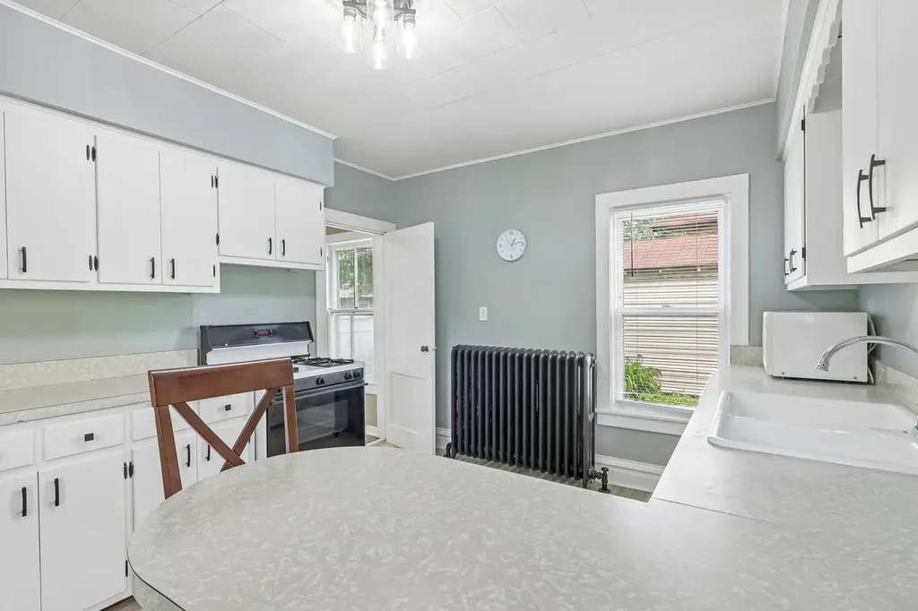 1211 South Jefferson Street Lockport IL 60441