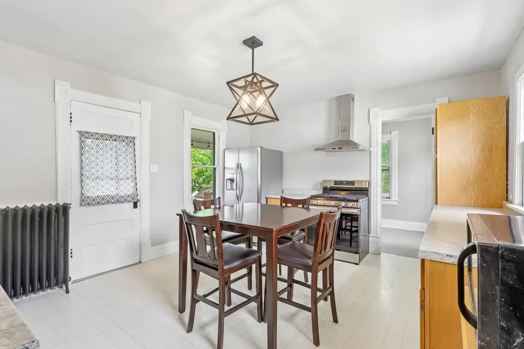 1211 South Jefferson Street Lockport IL 60441