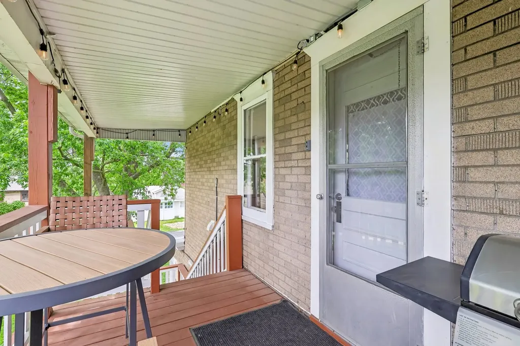 1211 South Jefferson Street Lockport IL 60441