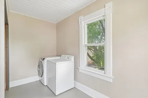 1211 South Jefferson Street Lockport IL 60441