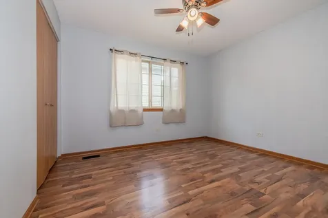 15609 Clifton Park Avenue Markham IL 60428